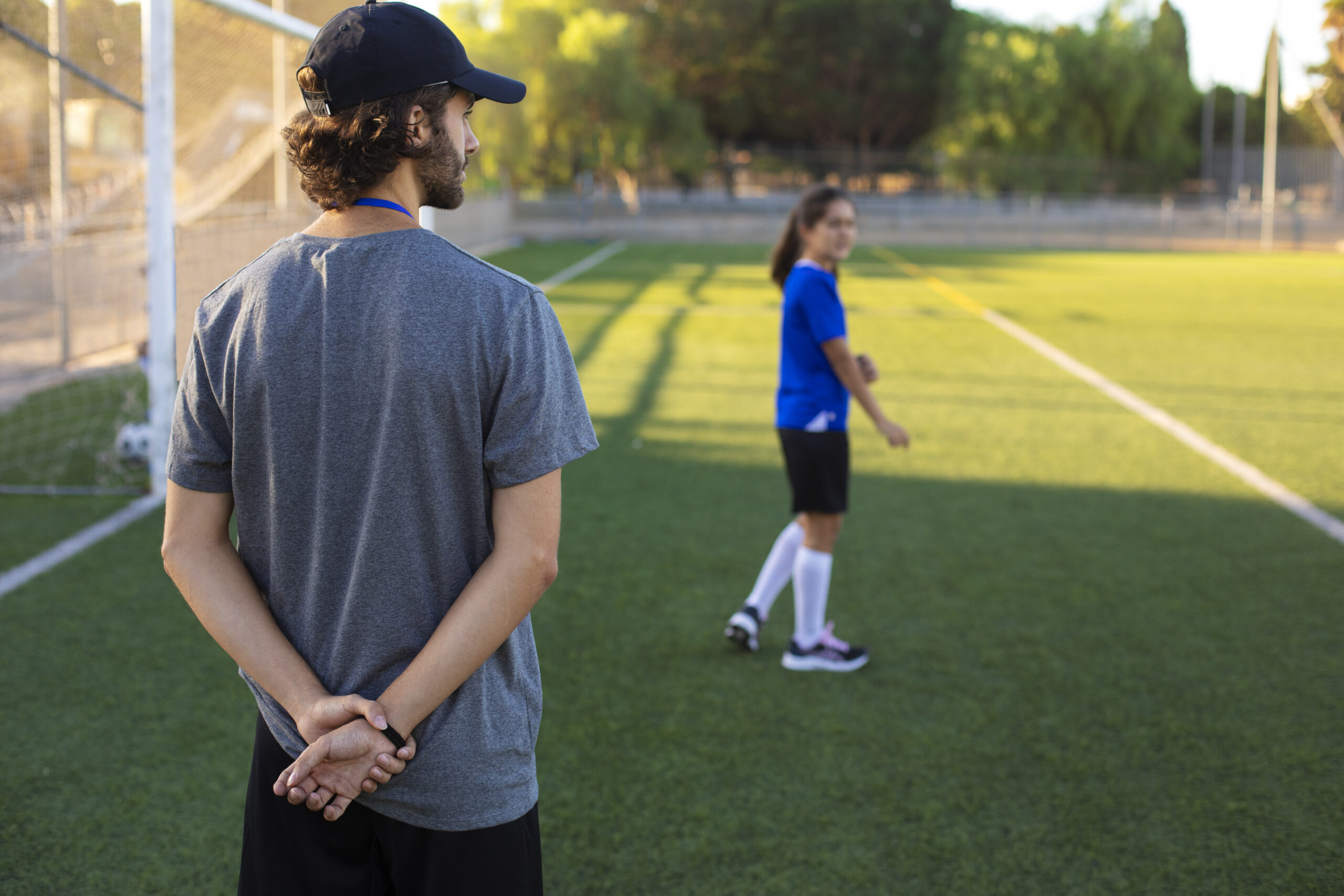 Como programar a semana de treinos para prevenir lesões e otimizar o desempenho no futebol